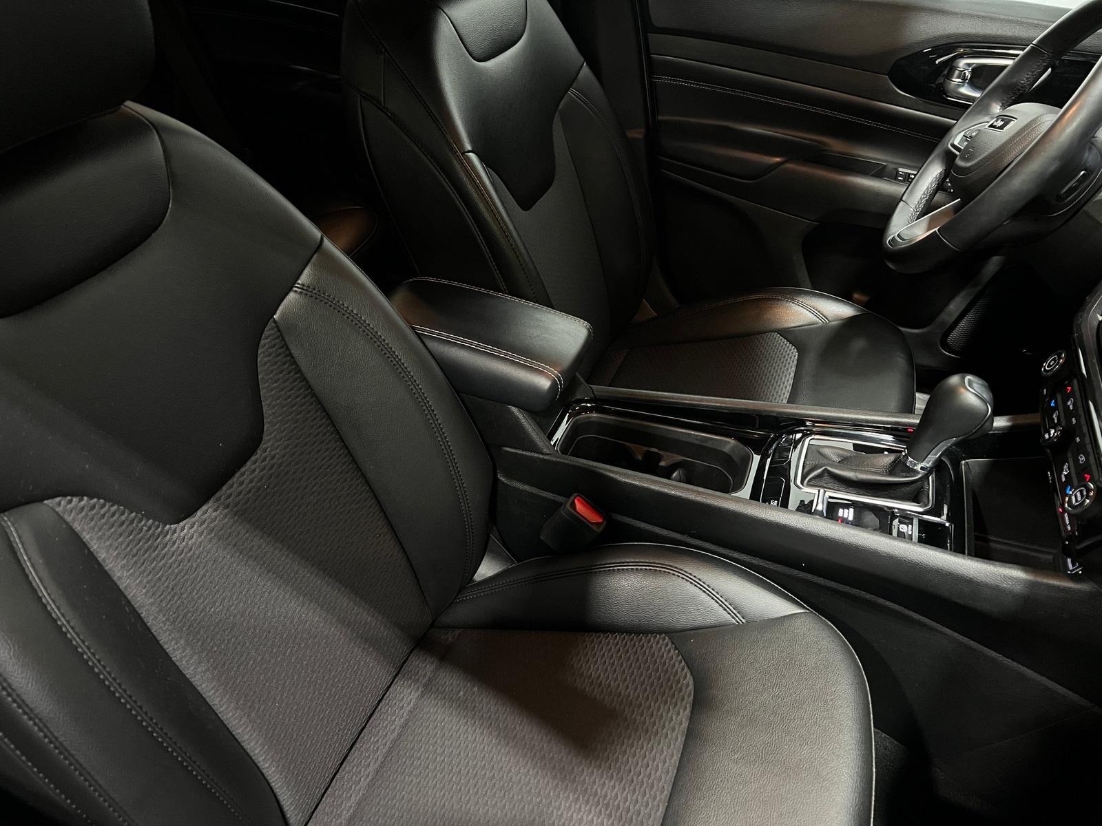 Thumbnail: 2022 Jeep Compass - 2