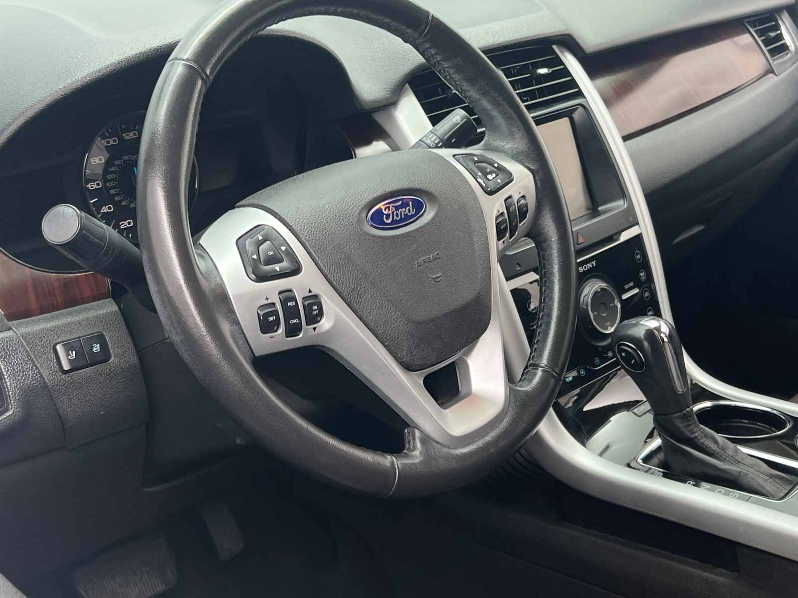 Thumbnail: 2013 Ford Edge - 4