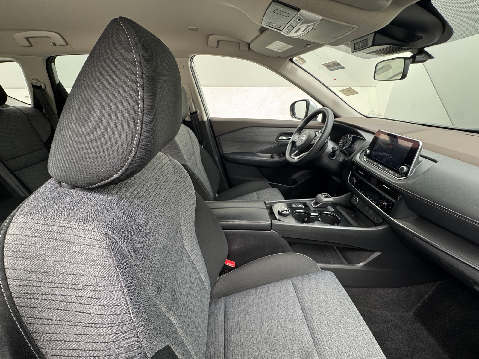 Thumbnail: 2023 Nissan Rogue - 2