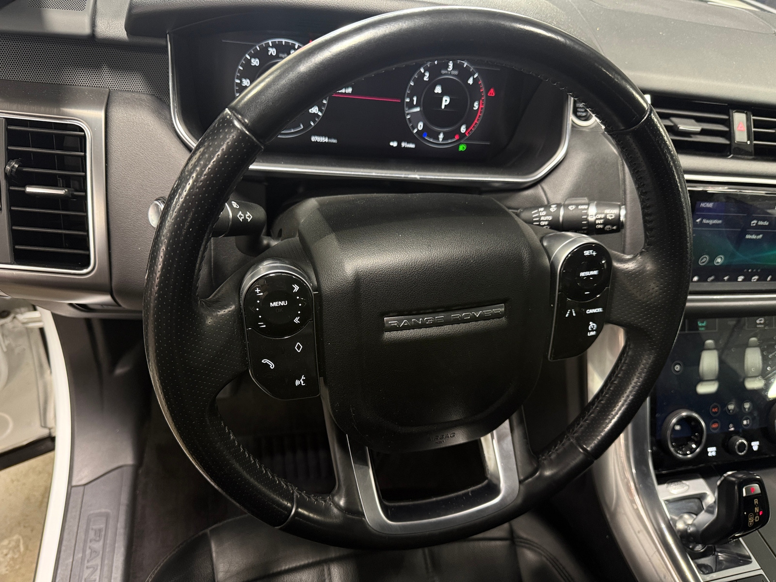 Thumbnail: 2018 Land Rover Range Rover Sport - 4