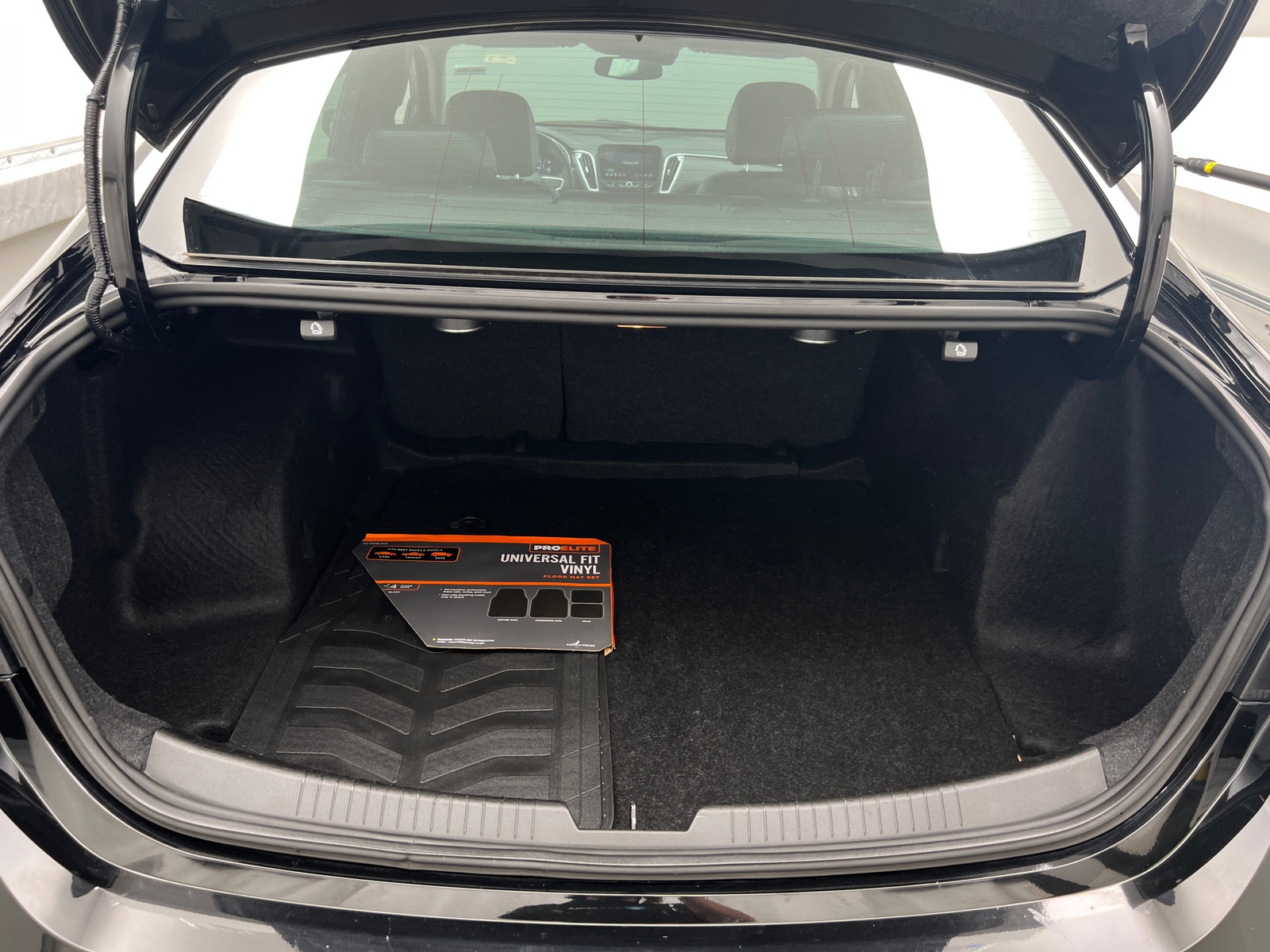 Thumbnail: 2024 Chevrolet Malibu - 6