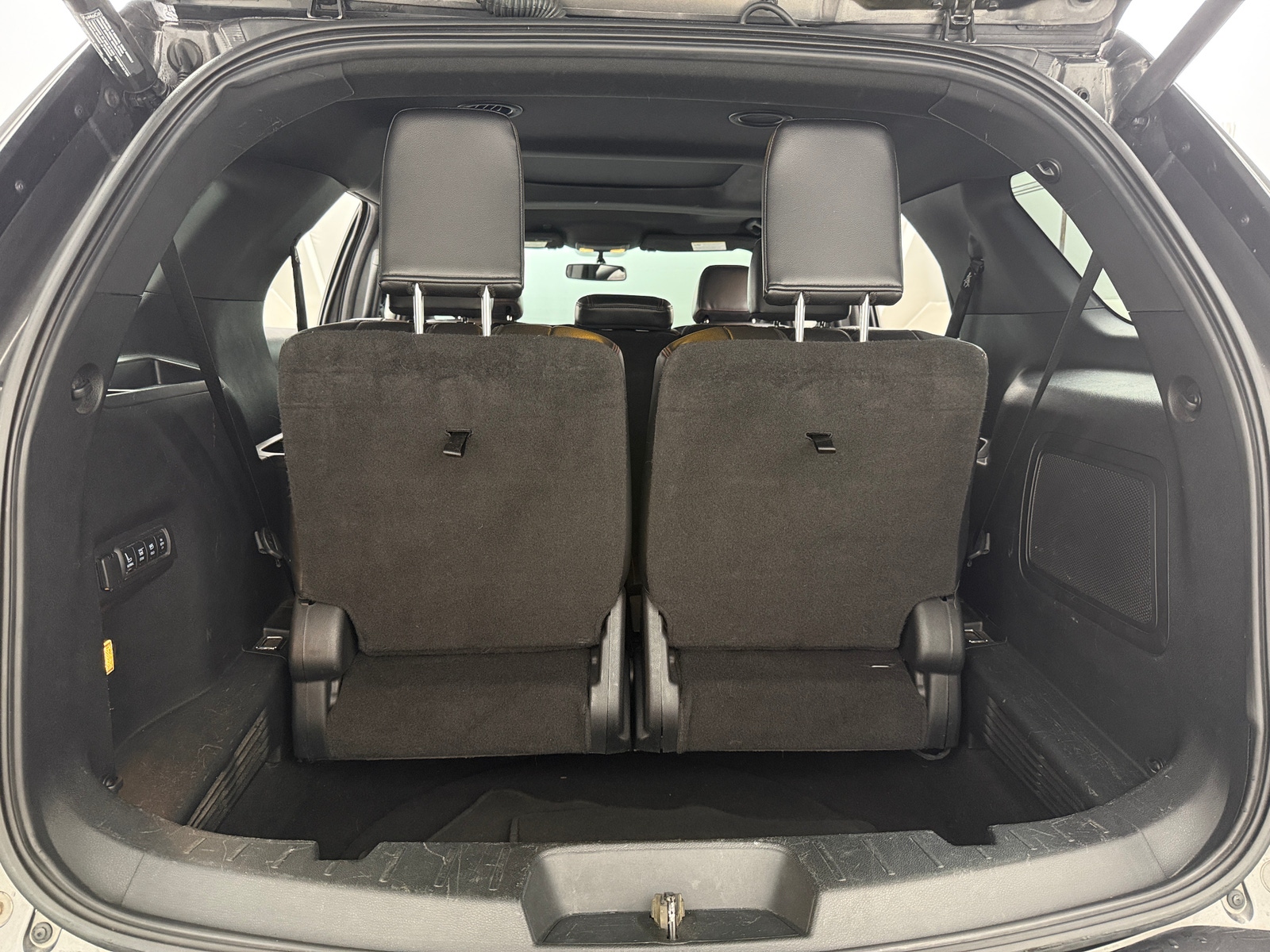 Thumbnail: 2017 Ford Explorer - 6