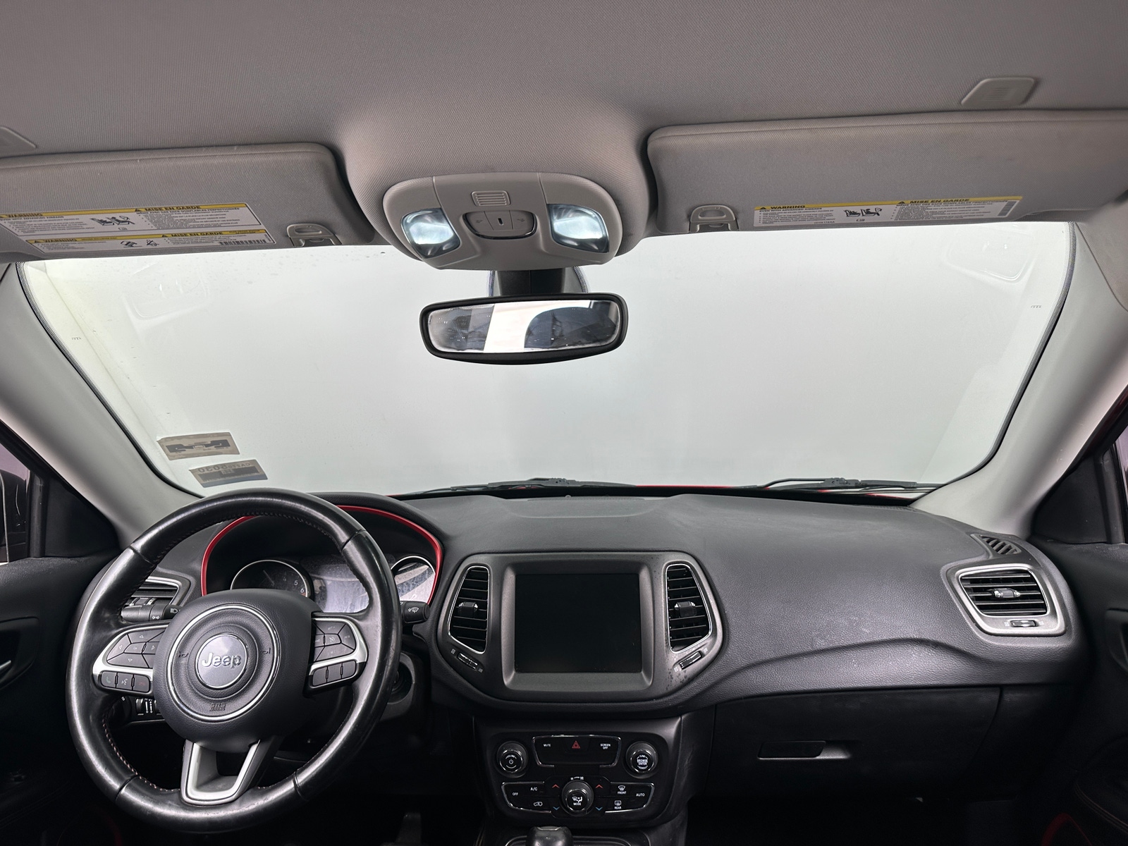 Thumbnail: 2018 Jeep Compass - 3