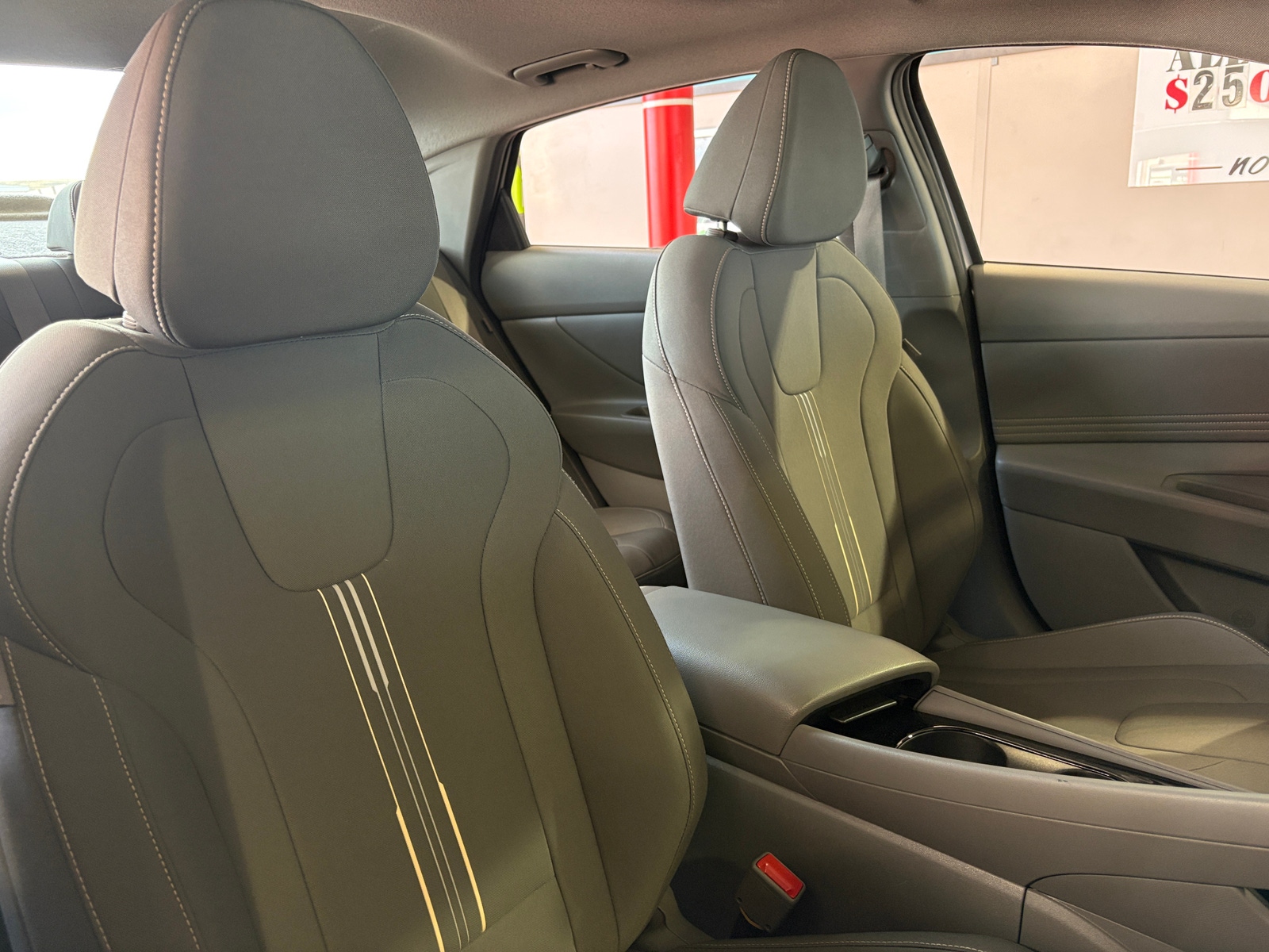 Thumbnail: 2025 Hyundai Elantra - 2