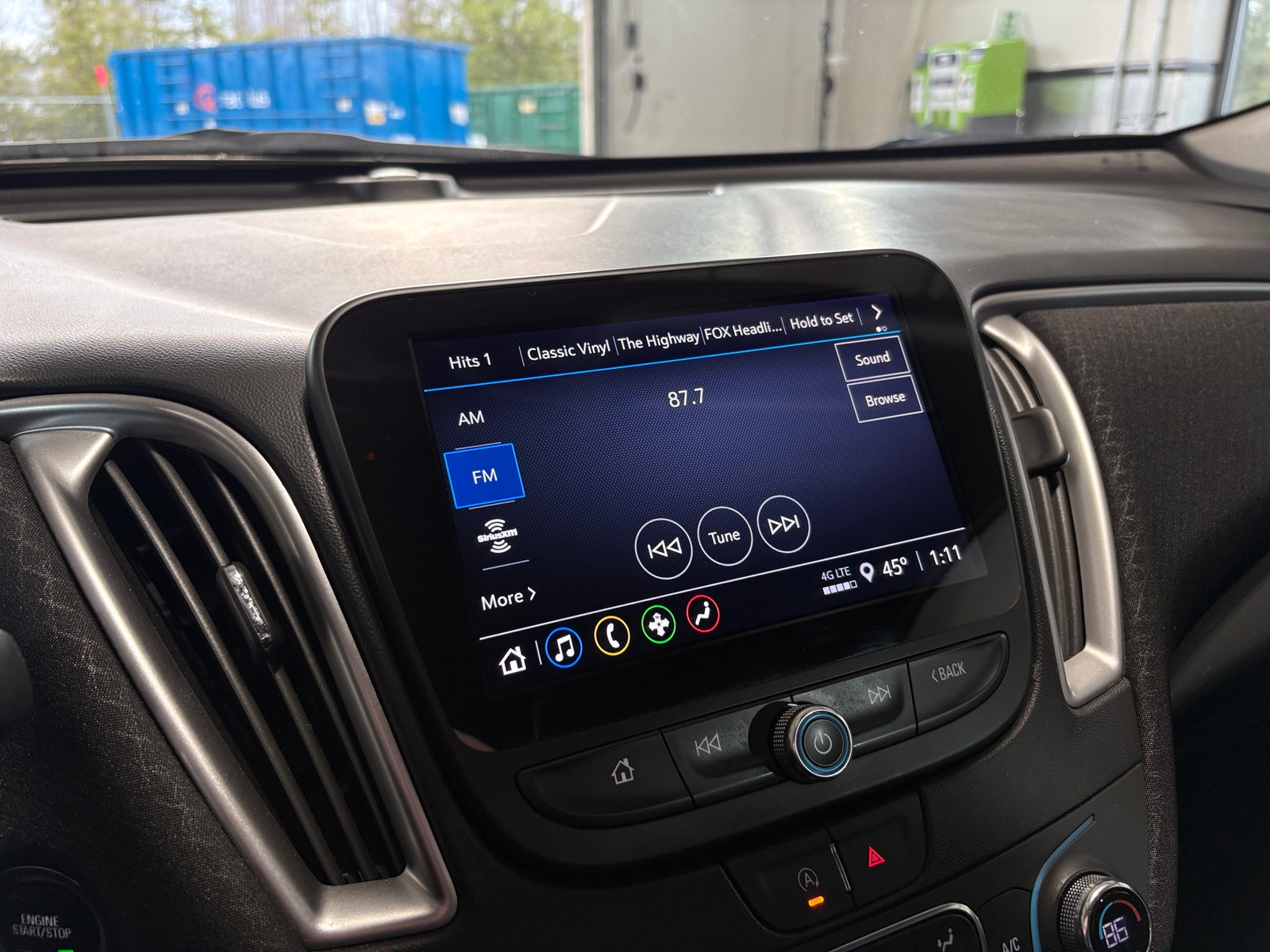 Thumbnail: 2024 Chevrolet Malibu - 4