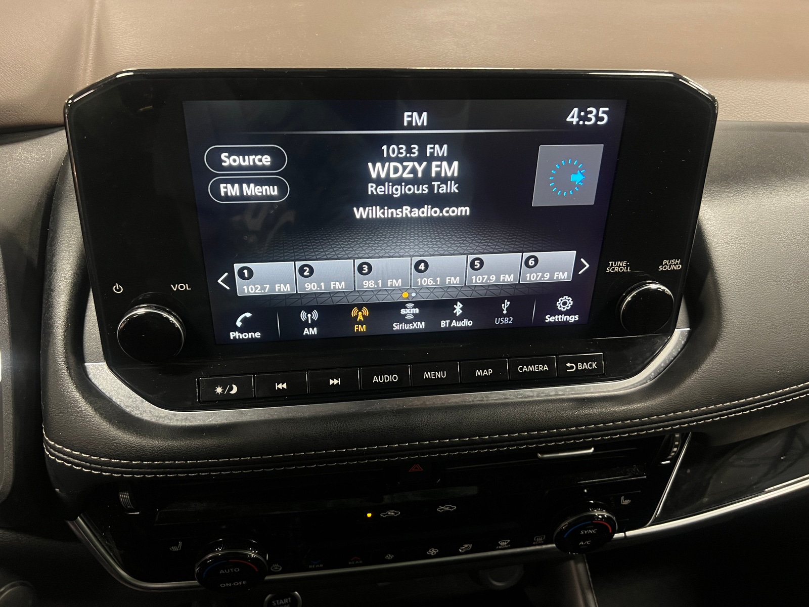 Thumbnail: 2022 Nissan Rogue - 3