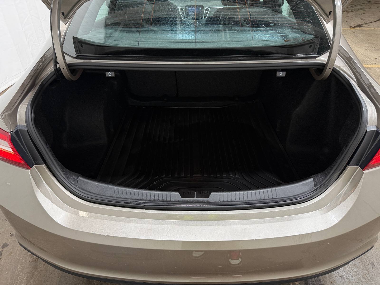 Thumbnail: 2023 Chevrolet Malibu - 7