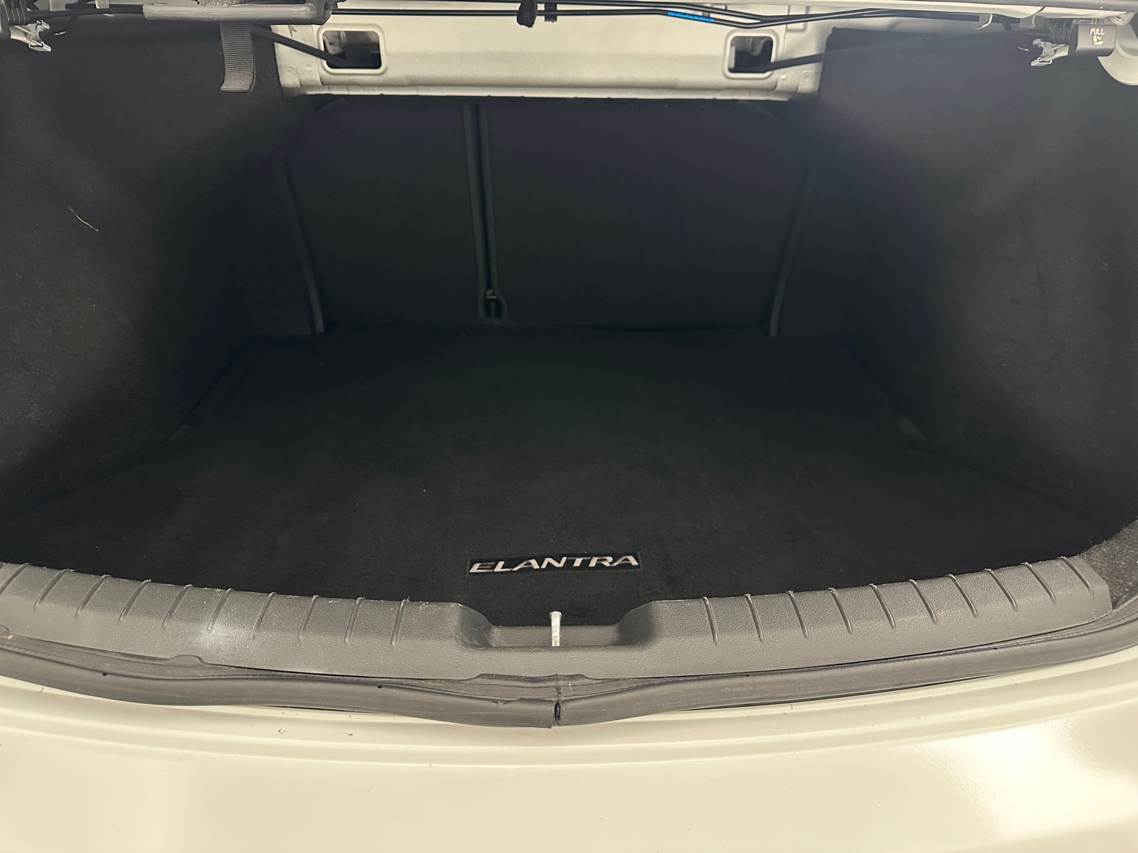 Thumbnail: 2018 Hyundai Elantra - 7