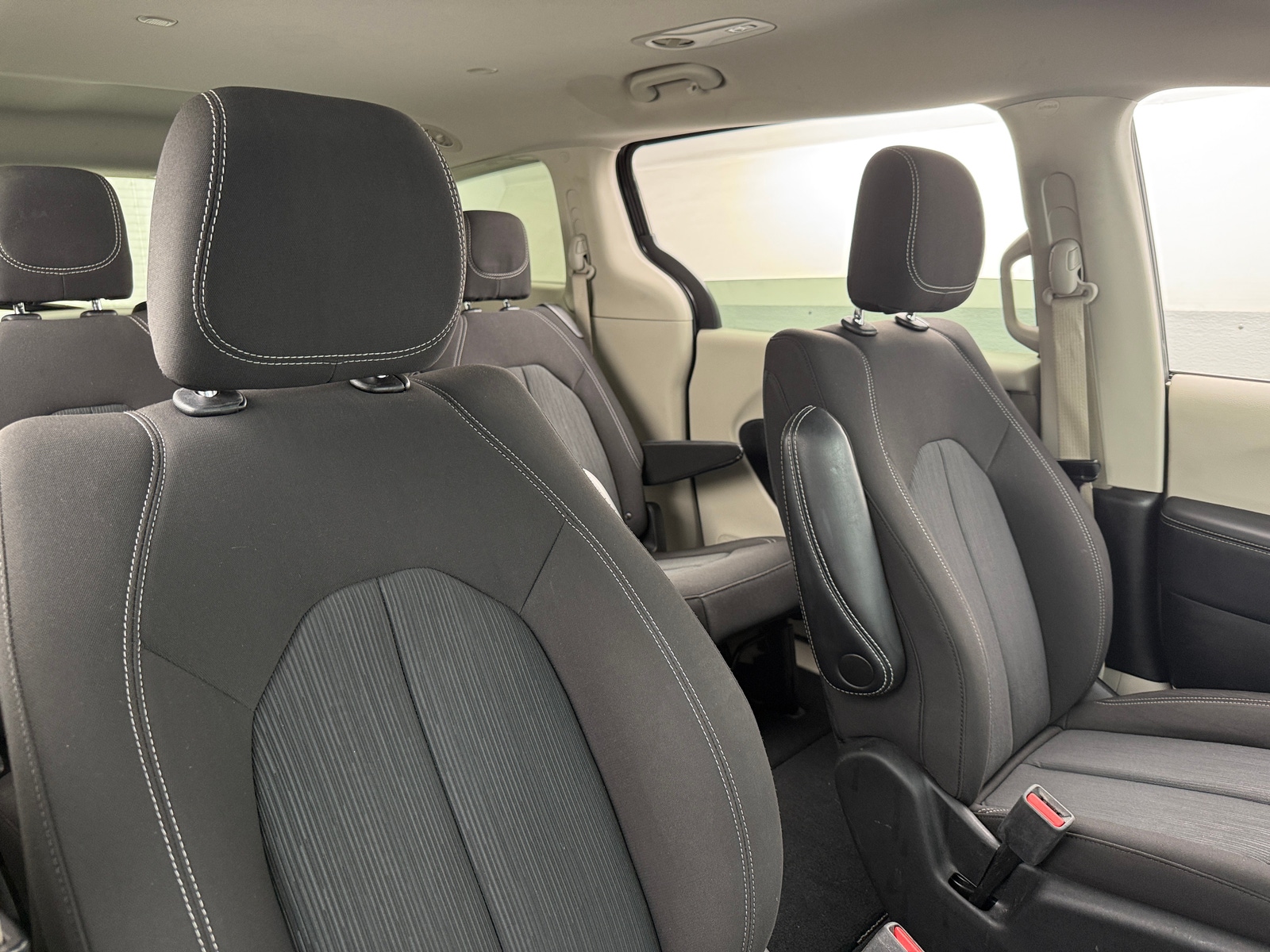 Thumbnail: 2023 Chrysler Voyager - 2