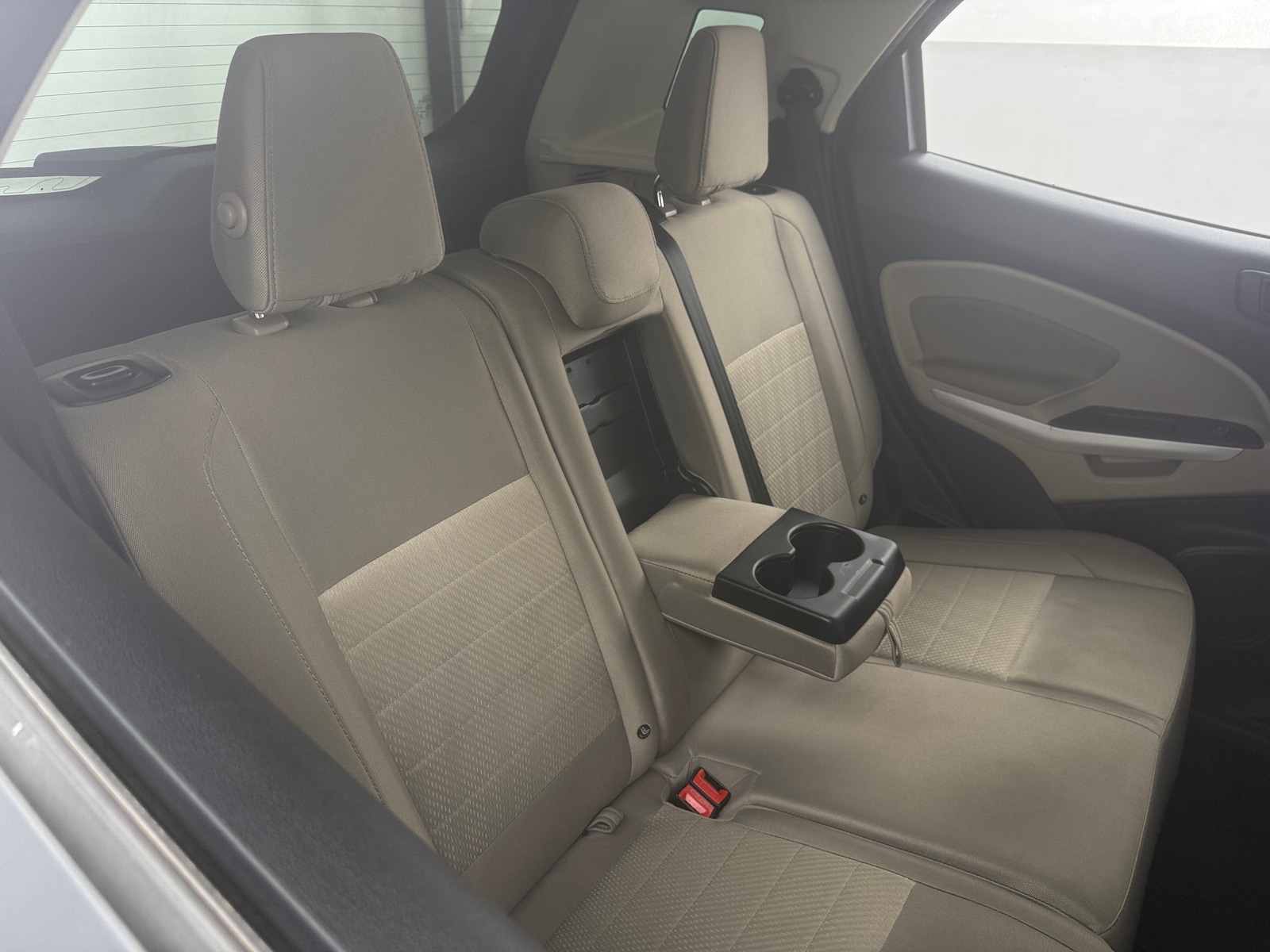 Thumbnail: 2018 Ford EcoSport - 6