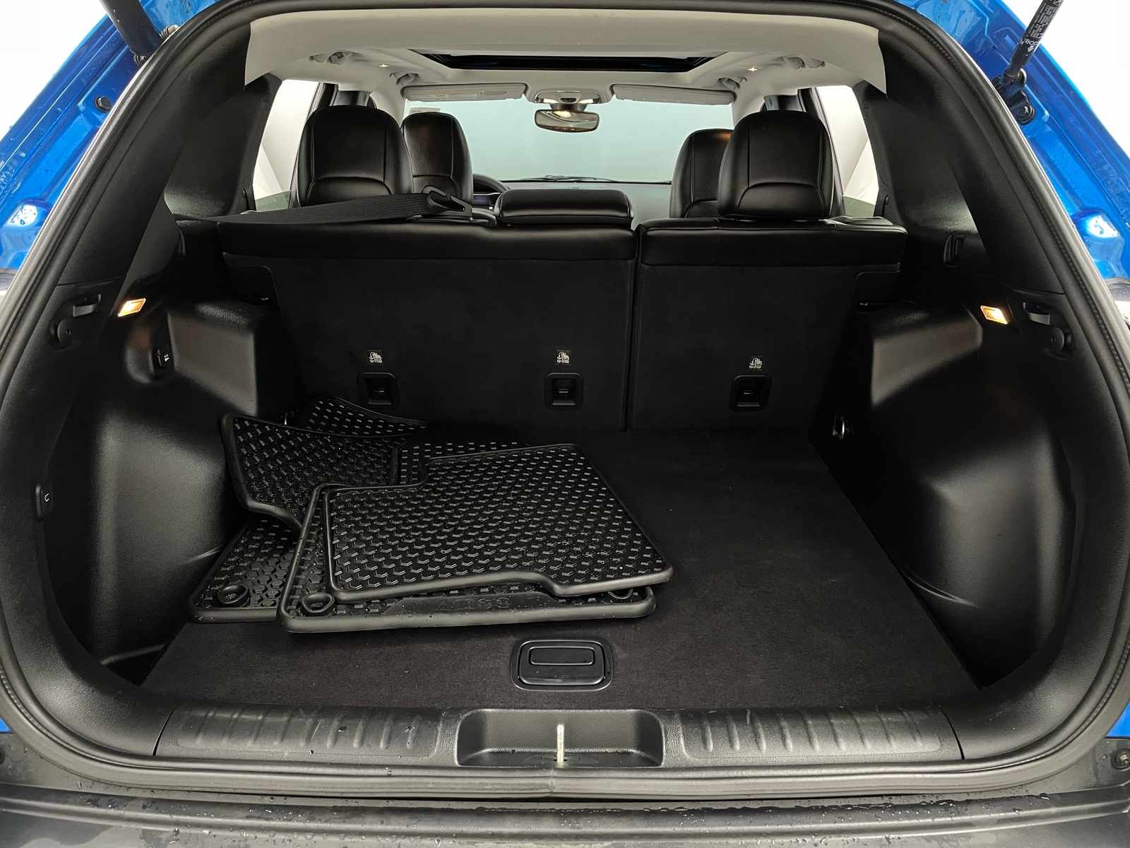 Thumbnail: 2020 Jeep Cherokee - 7