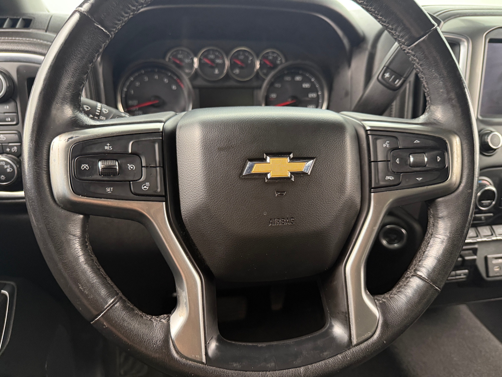 Thumbnail: 2020 Chevrolet Silverado 1500 - 5