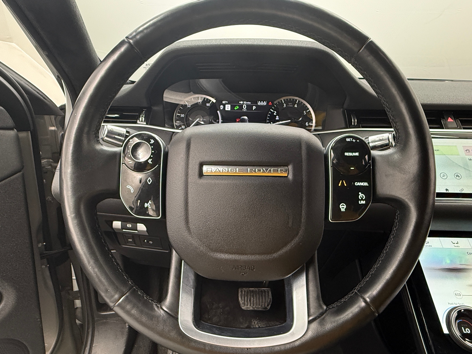 Thumbnail: 2020 Land Rover Range Rover Evoque - 4