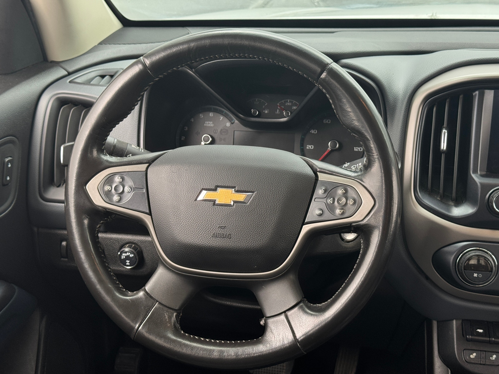 Thumbnail: 2018 Chevrolet Colorado - 5
