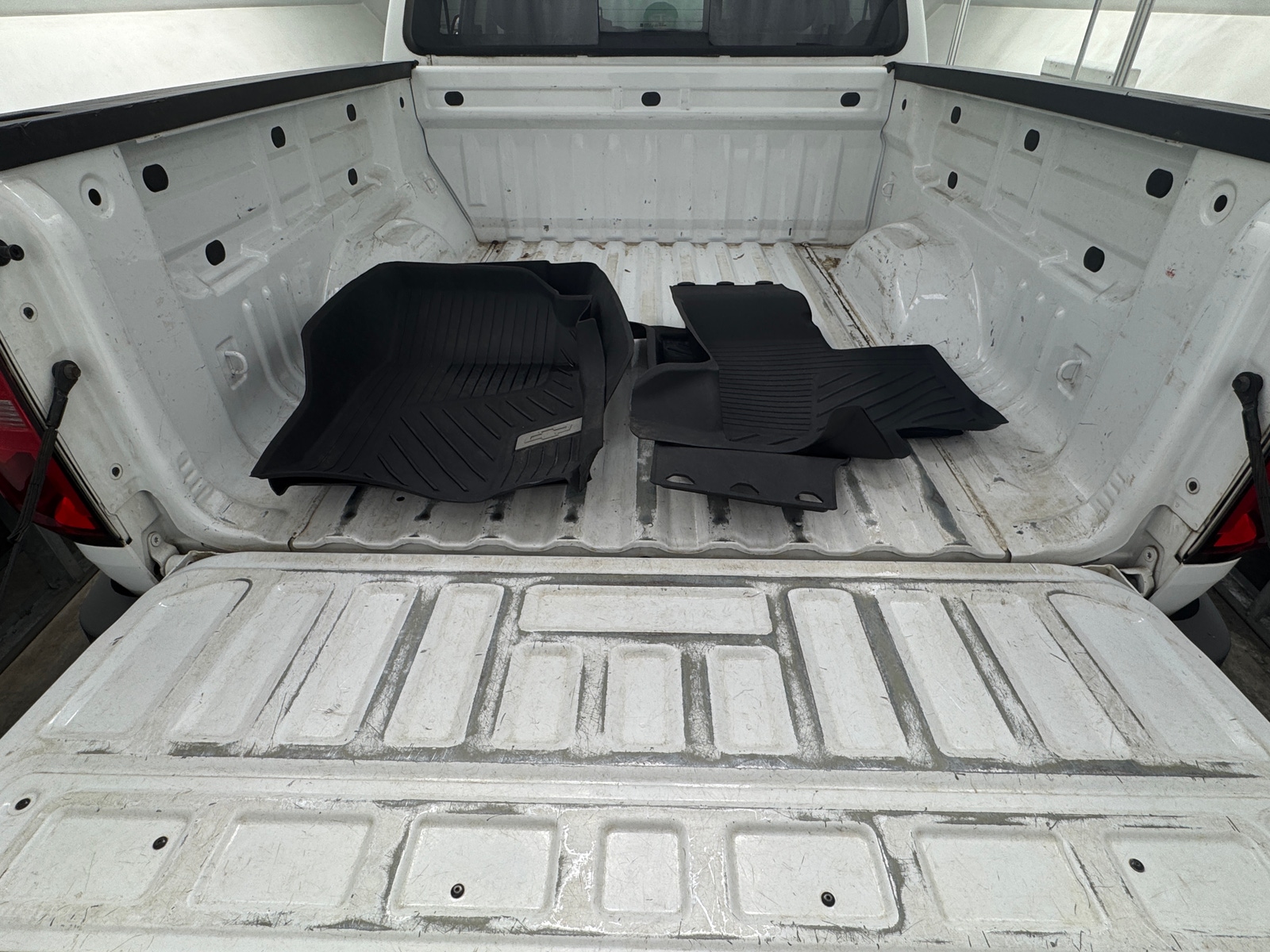 Thumbnail: 2018 Chevrolet Colorado - 7