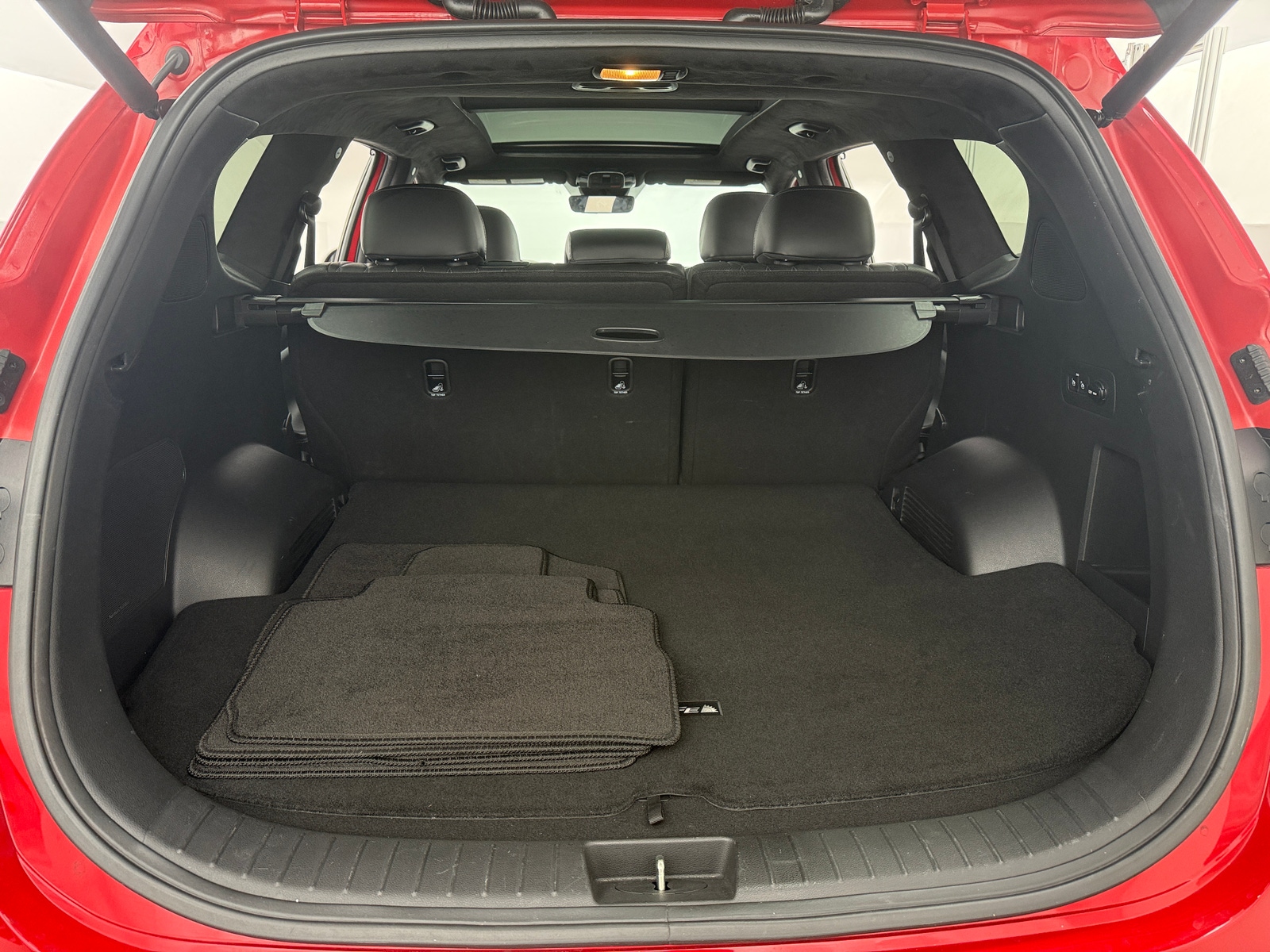 Thumbnail: 2022 Hyundai Santa Fe - 6