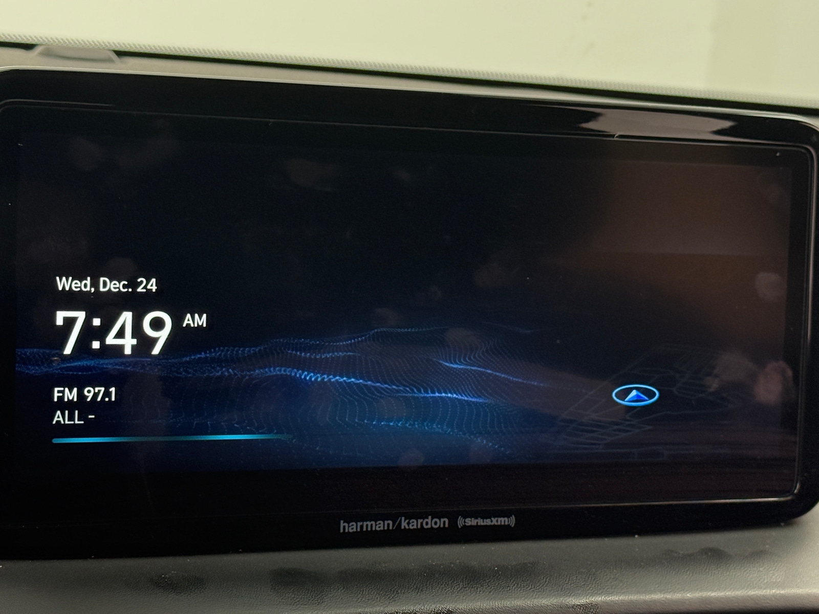 Thumbnail: 2022 Hyundai Santa Fe - 3