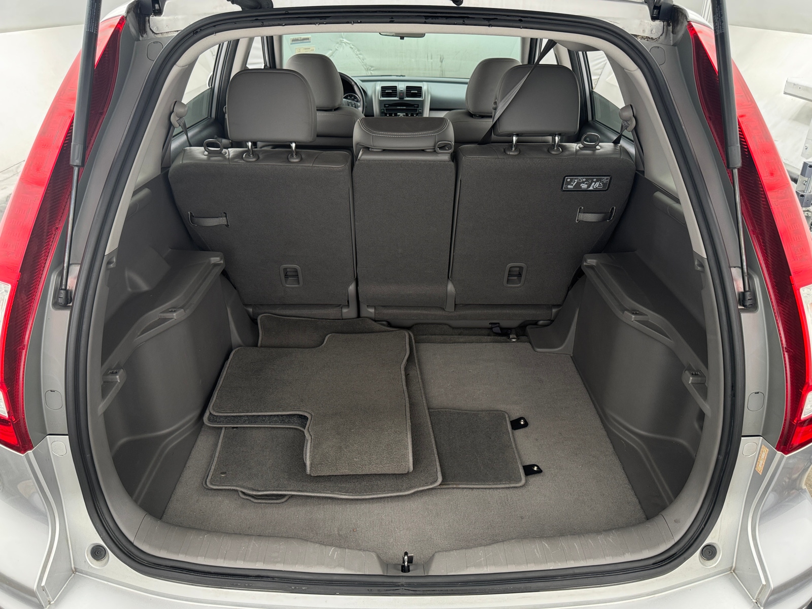 Thumbnail: 2010 Honda CR-V - 6