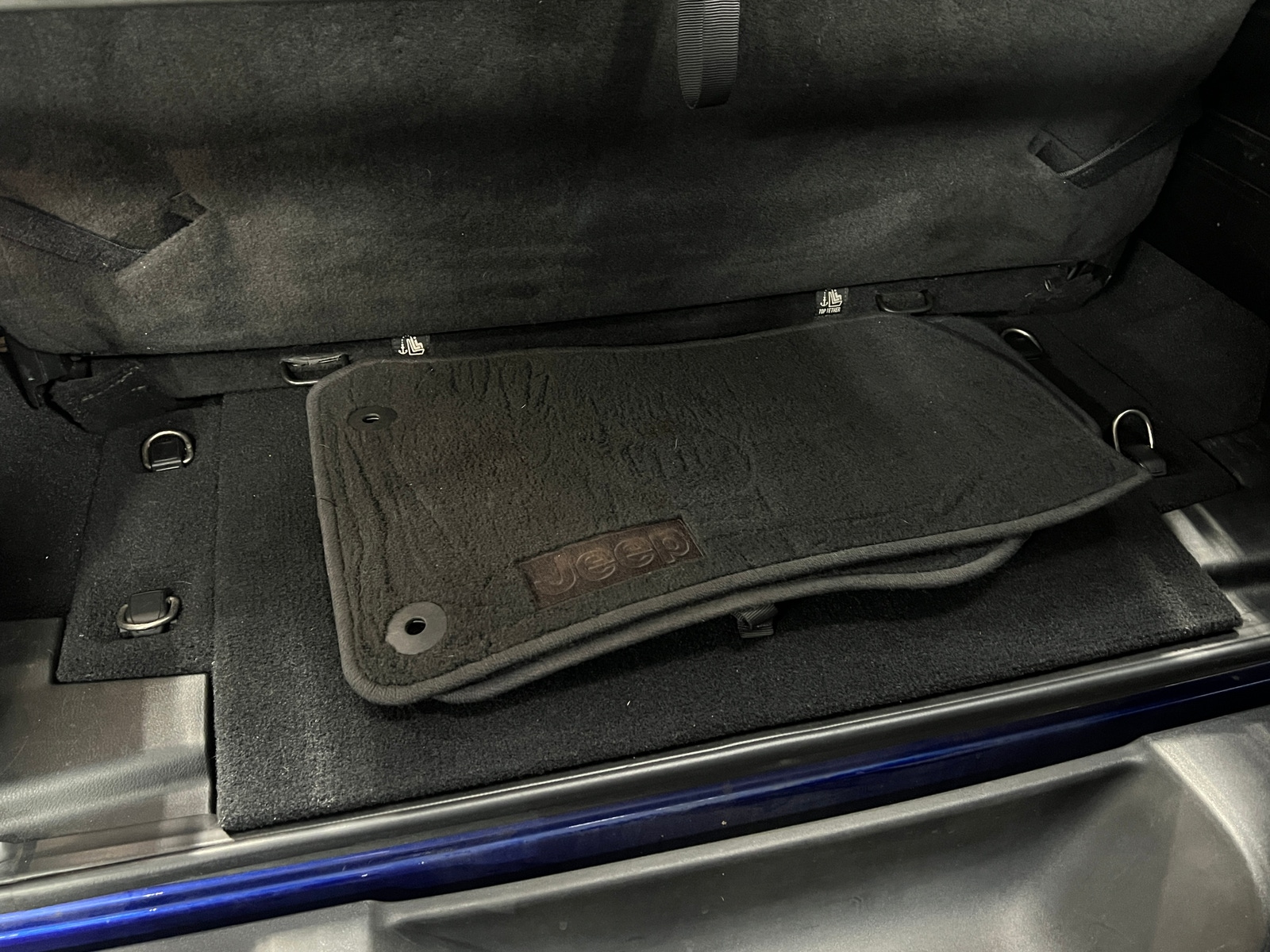 Thumbnail: 2018 Jeep Wrangler - 7