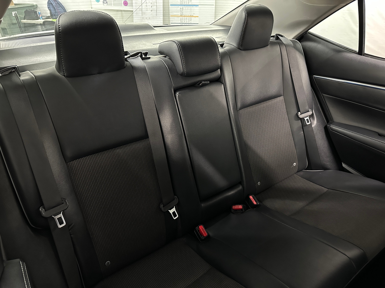 Thumbnail: 2016 Toyota Corolla - 6