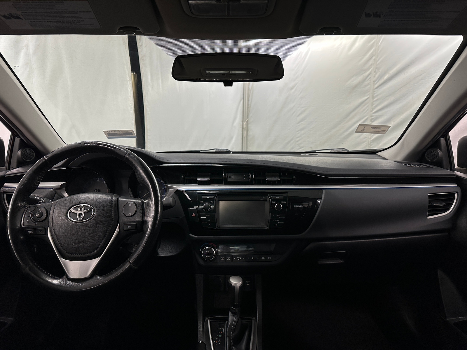 Thumbnail: 2016 Toyota Corolla - 3