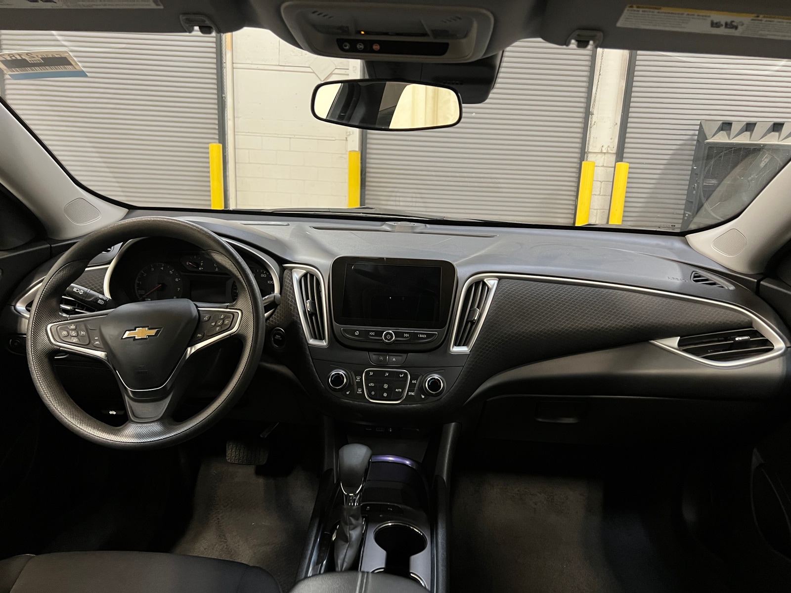 Thumbnail: 2024 Chevrolet Malibu - 3