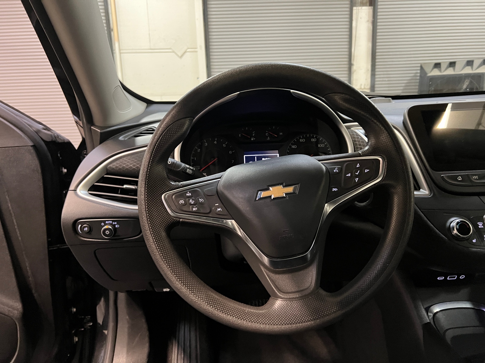 Thumbnail: 2024 Chevrolet Malibu - 5