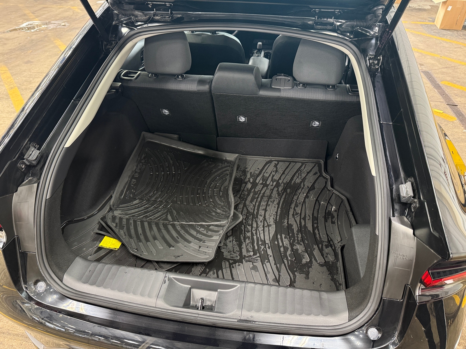 Thumbnail: 2024 Toyota Prius - 7