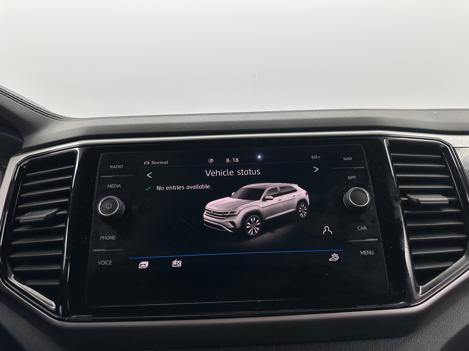 Thumbnail: 2020 Volkswagen Atlas - 3