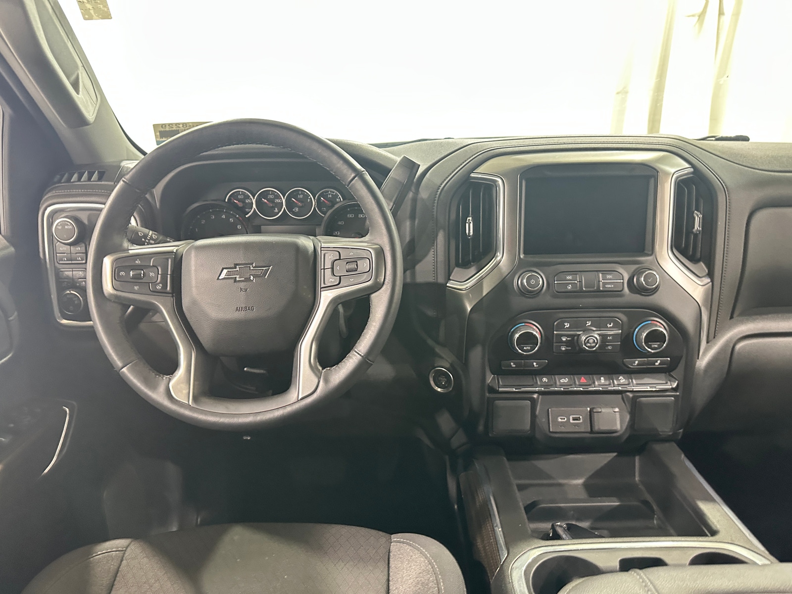 Thumbnail: 2022 Chevrolet Silverado 1500 - 5