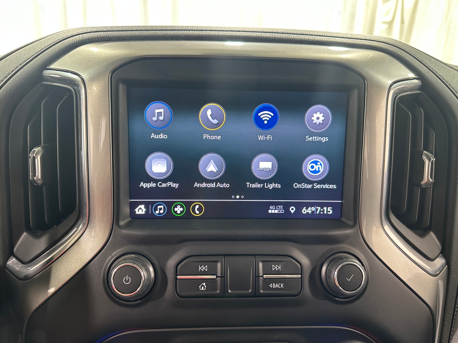 Thumbnail: 2022 Chevrolet Silverado 1500 - 4