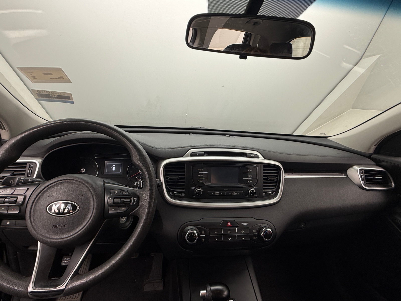 Thumbnail: 2018 Kia Sorento - 3