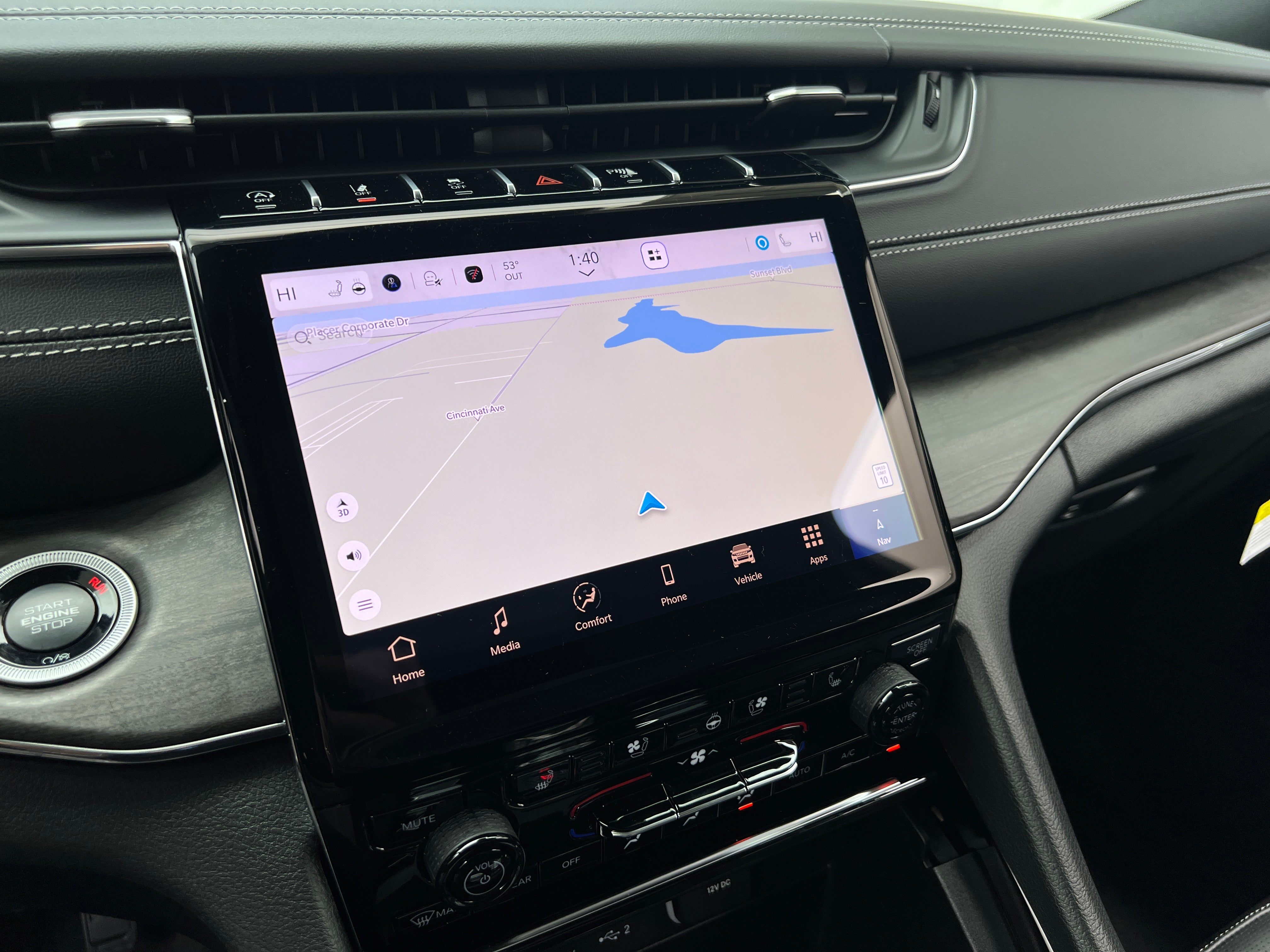2025 Jeep Grand Cherokee Overland - Photo 17