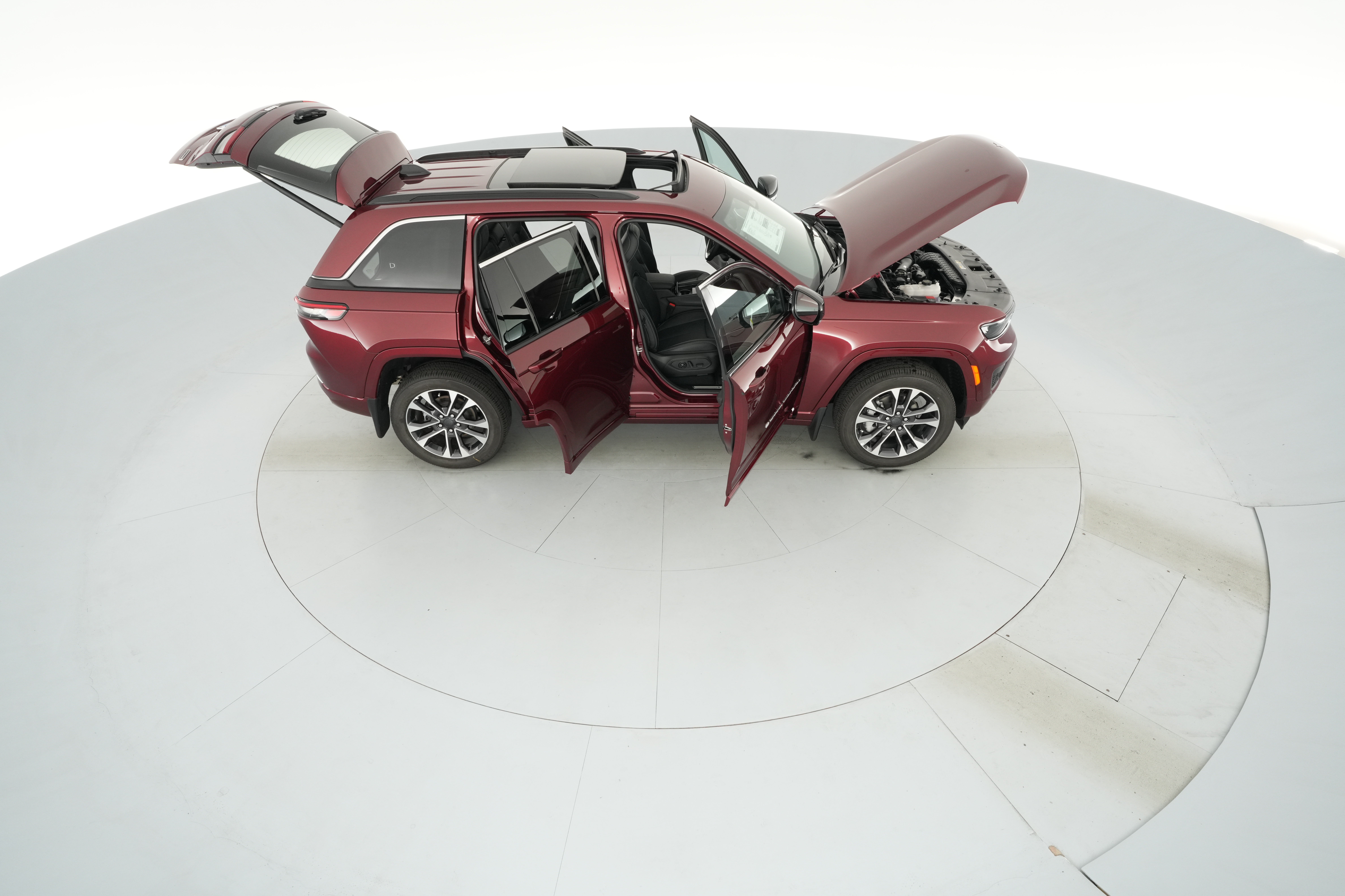 2025 Jeep Grand Cherokee Overland - Photo 38