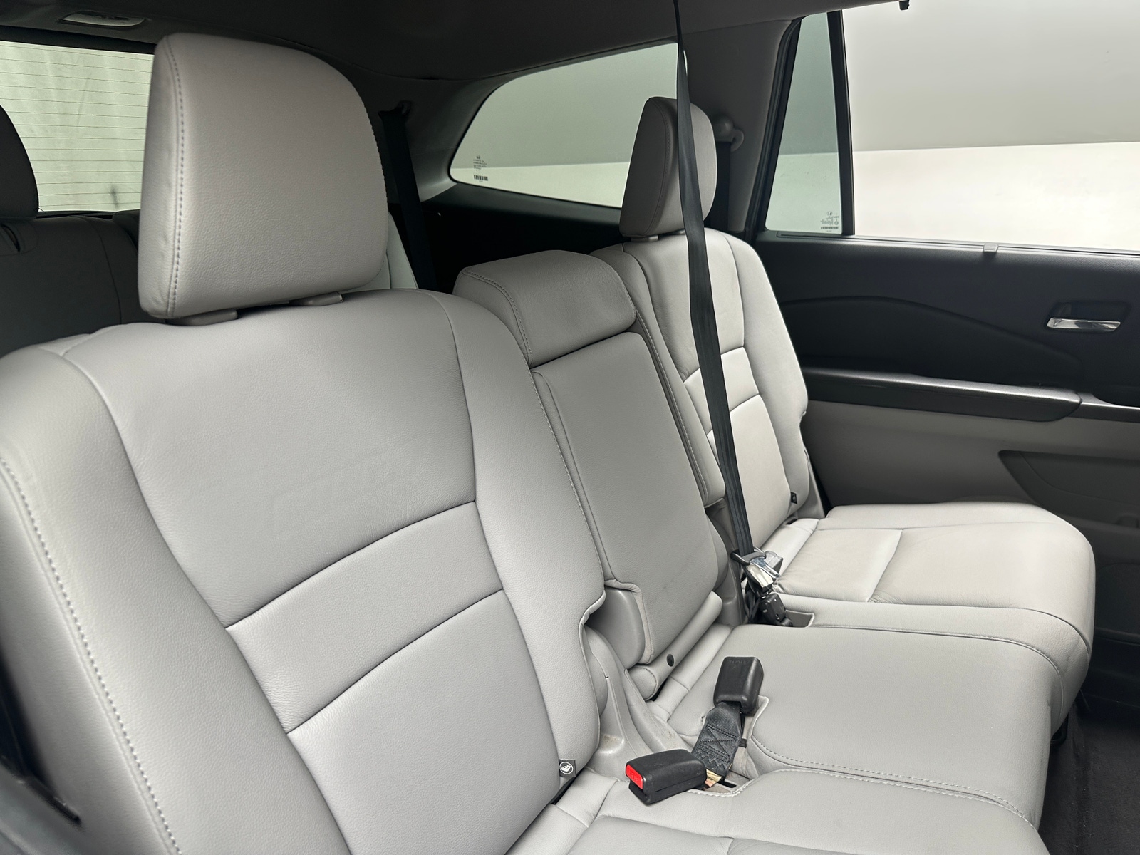 Thumbnail: 2016 Honda Pilot - 5