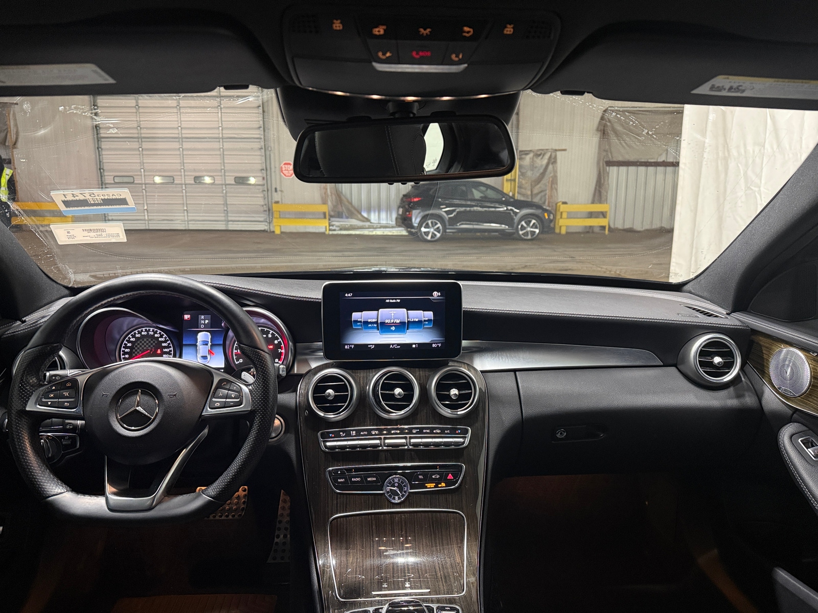 Thumbnail: 2018 Mercedes-Benz C-Class - 2