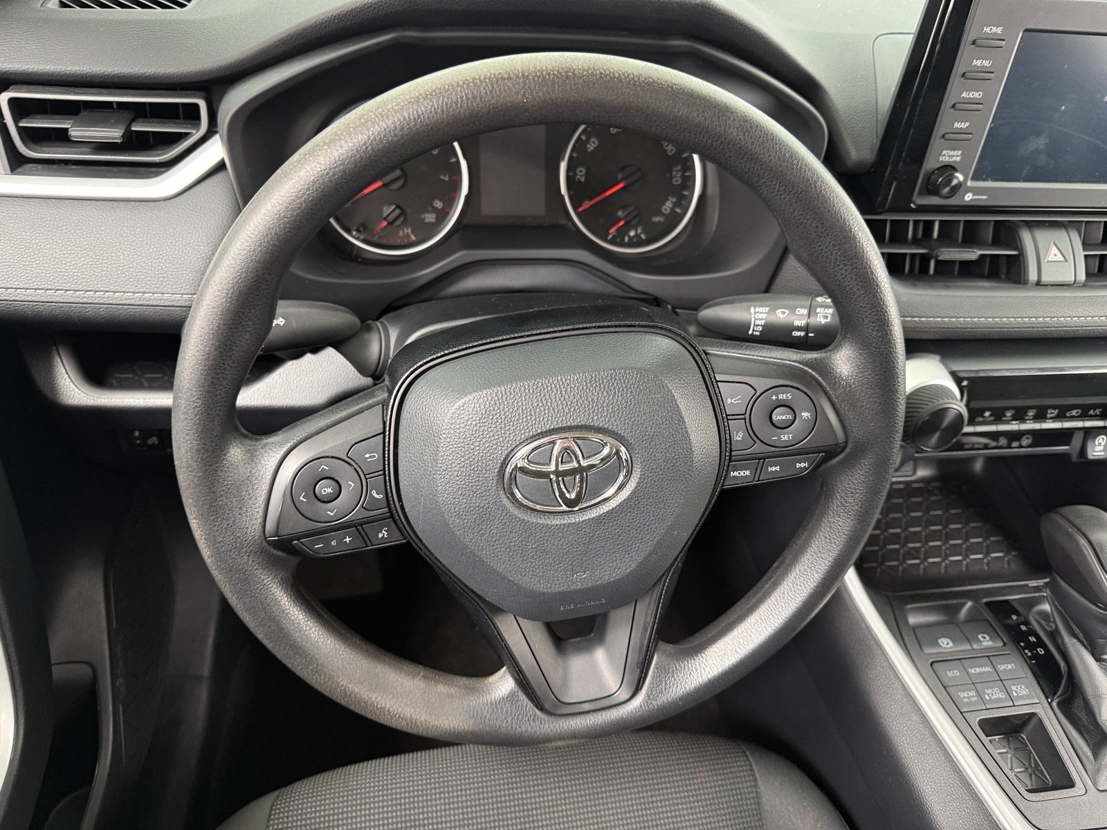 Thumbnail: 2021 Toyota RAV4 - 5