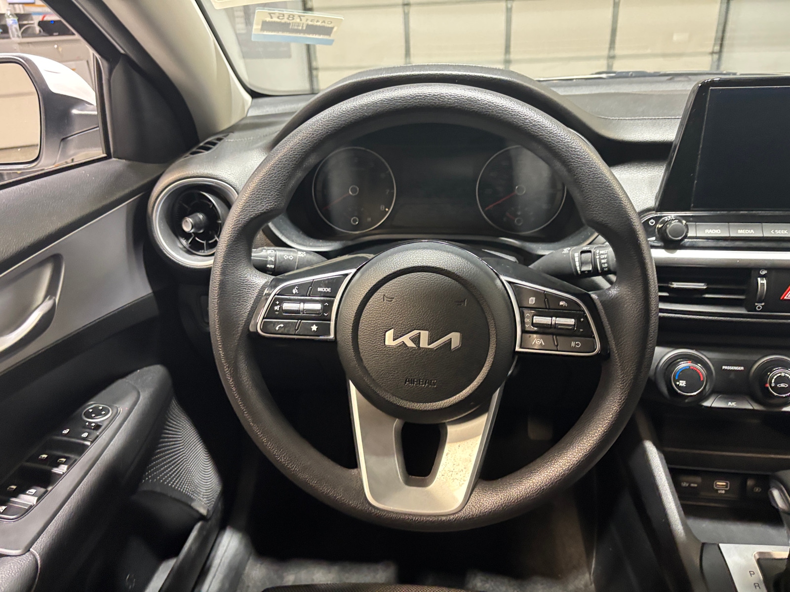 Thumbnail: 2024 Kia Forte - 5