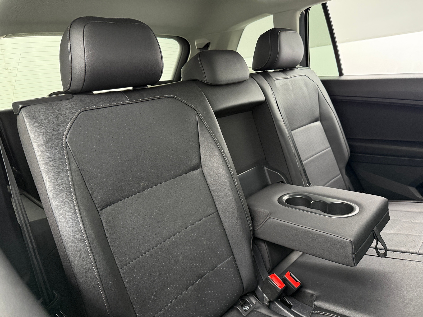 Thumbnail: 2020 Volkswagen Tiguan - 5