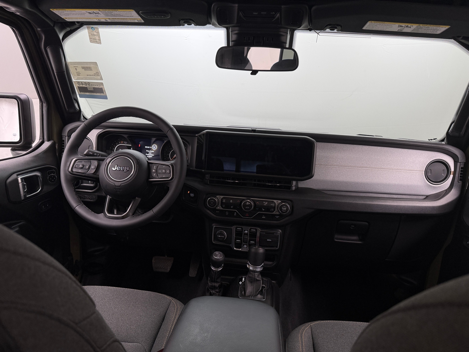 Thumbnail: 2025 Jeep Gladiator - 3