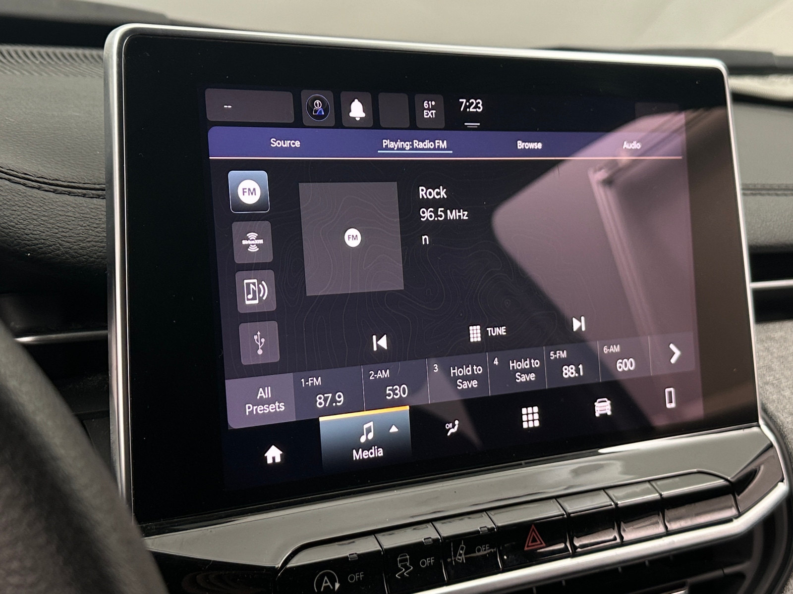 Thumbnail: 2023 Jeep Compass - 4