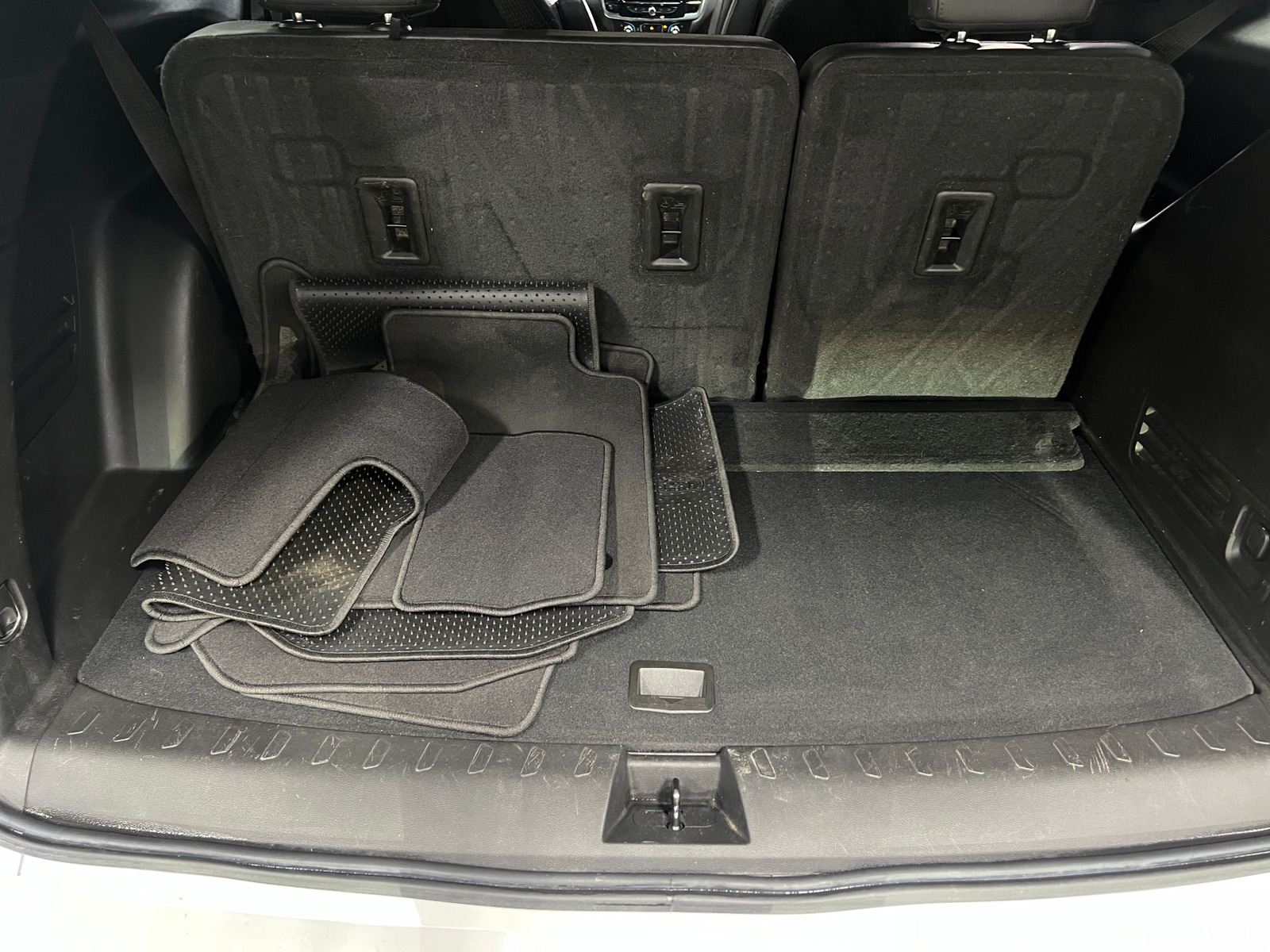 Thumbnail: 2022 Chevrolet Traverse - 6