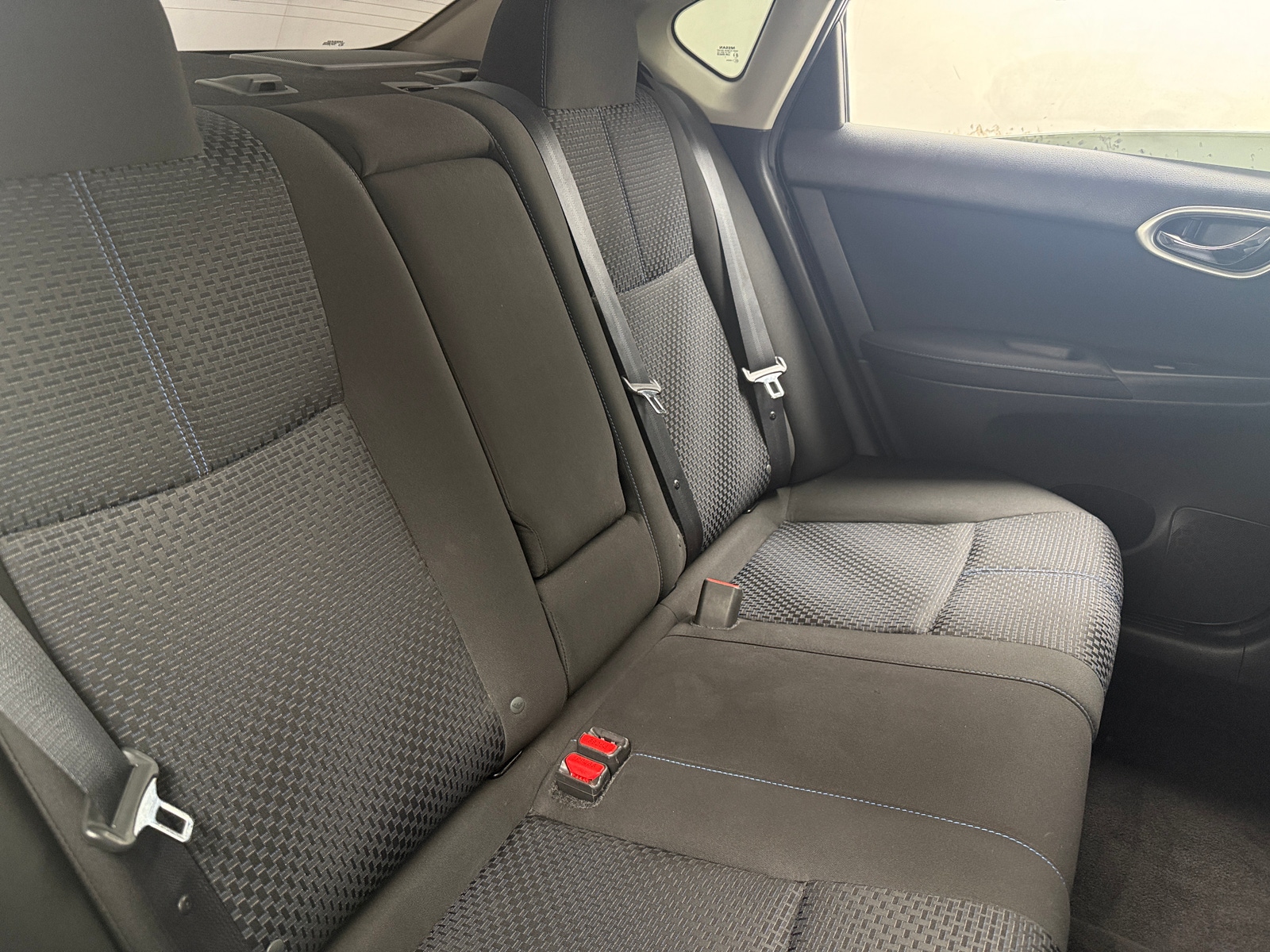 Thumbnail: 2018 Nissan Sentra - 6