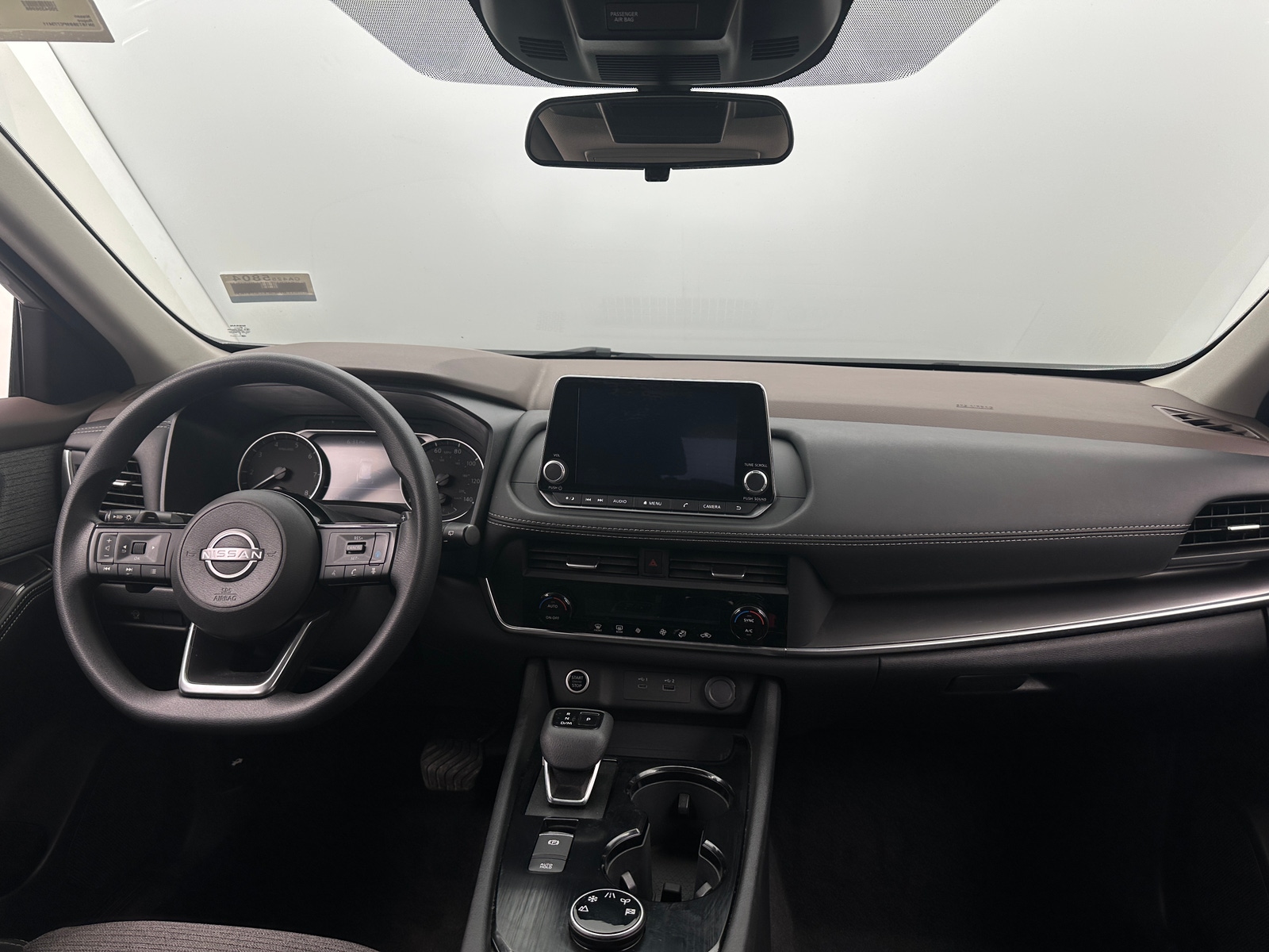 Thumbnail: 2023 Nissan Rogue - 3