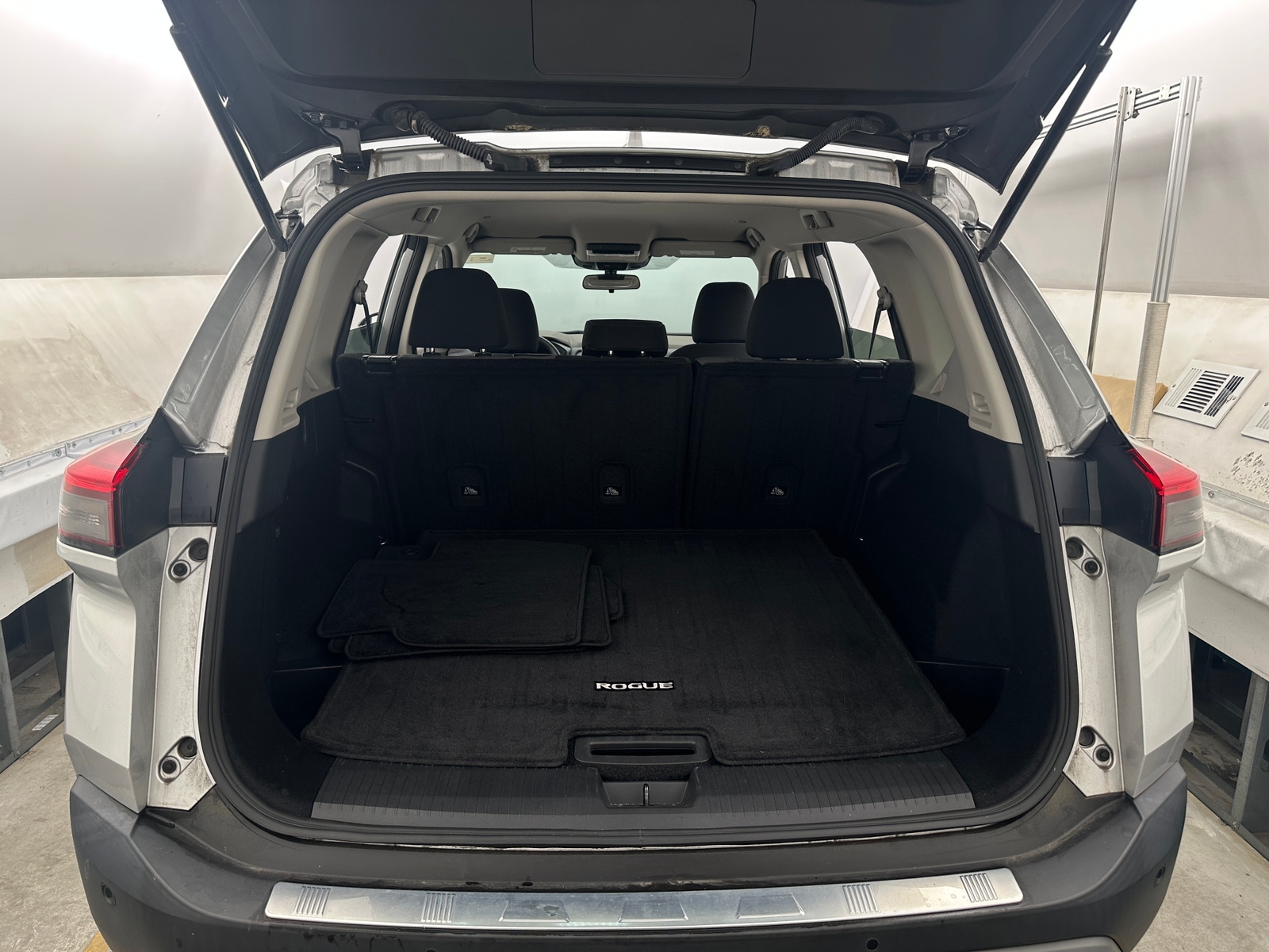 Thumbnail: 2023 Nissan Rogue - 7