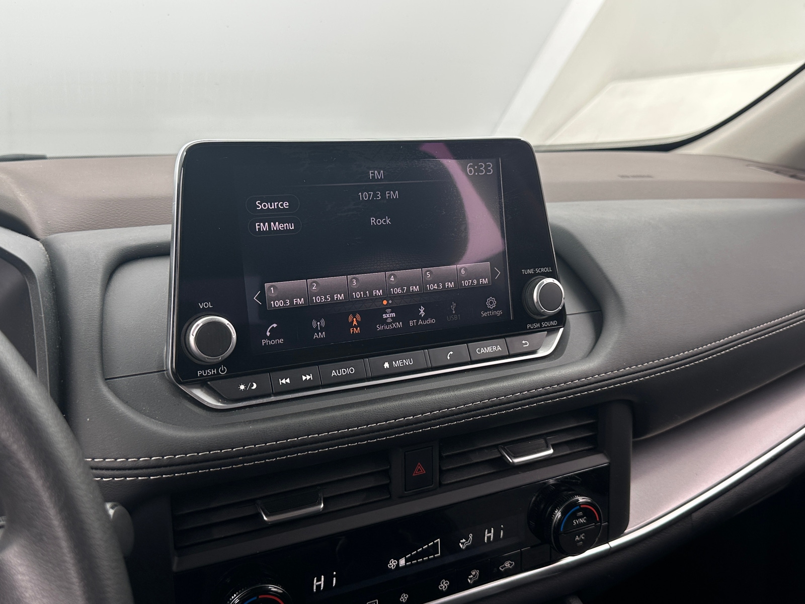 Thumbnail: 2023 Nissan Rogue - 4