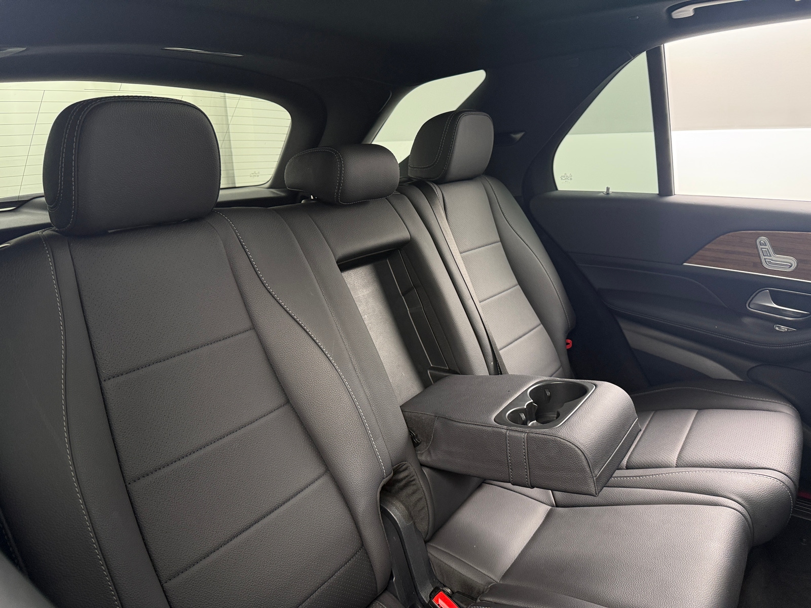 Thumbnail: 2025 Mercedes-Benz GLE - 5