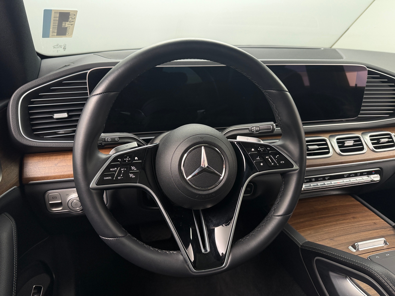 Thumbnail: 2025 Mercedes-Benz GLE - 4