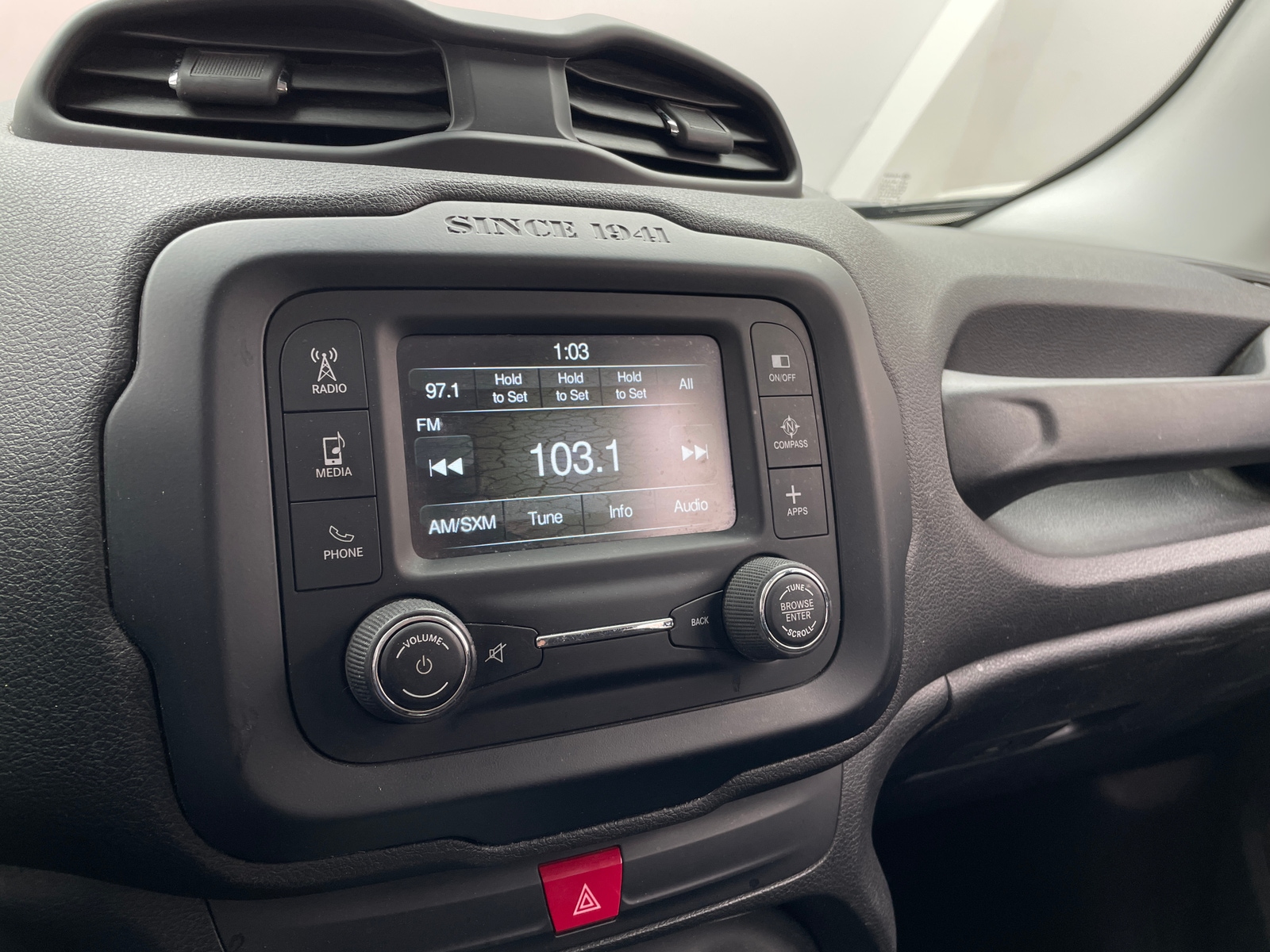 Thumbnail: 2017 Jeep Renegade - 4