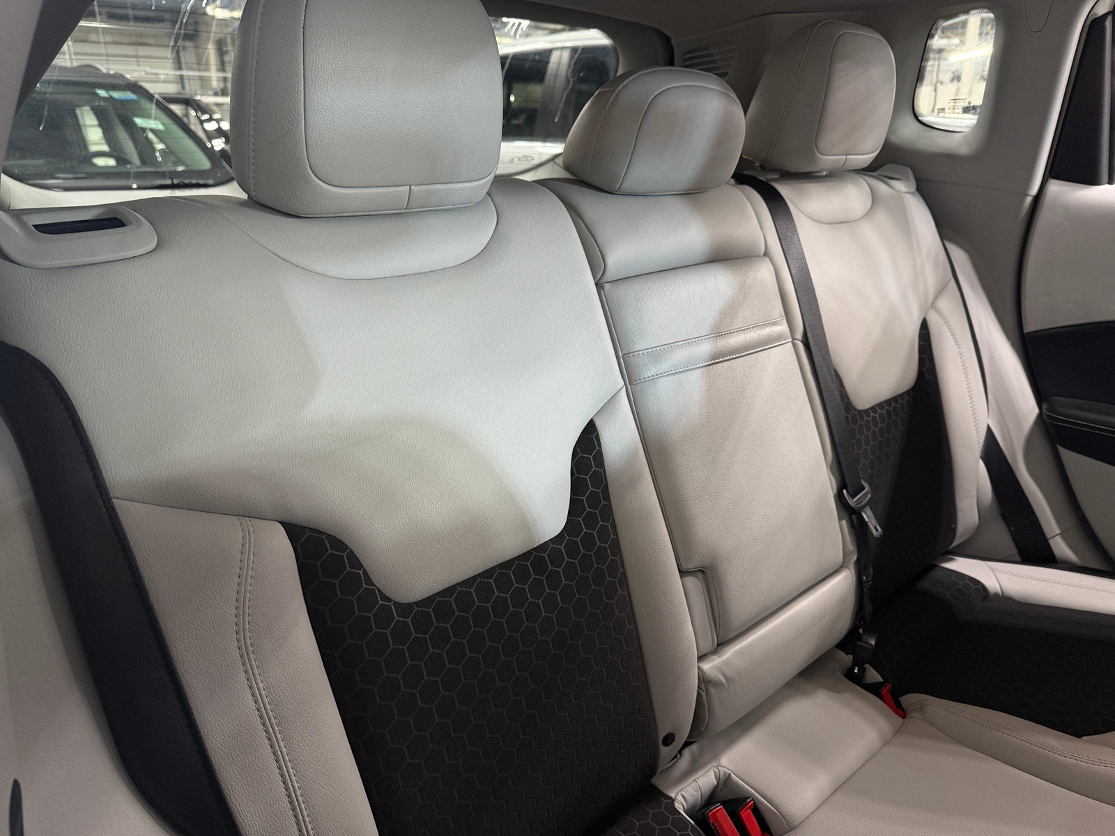 Thumbnail: 2018 Jeep Compass - 6